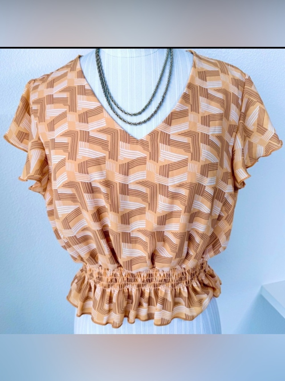 Papaya Brand-Apricot Geometric Smocked Peplum Blouse- 70’s Boho Vibes-Size Large